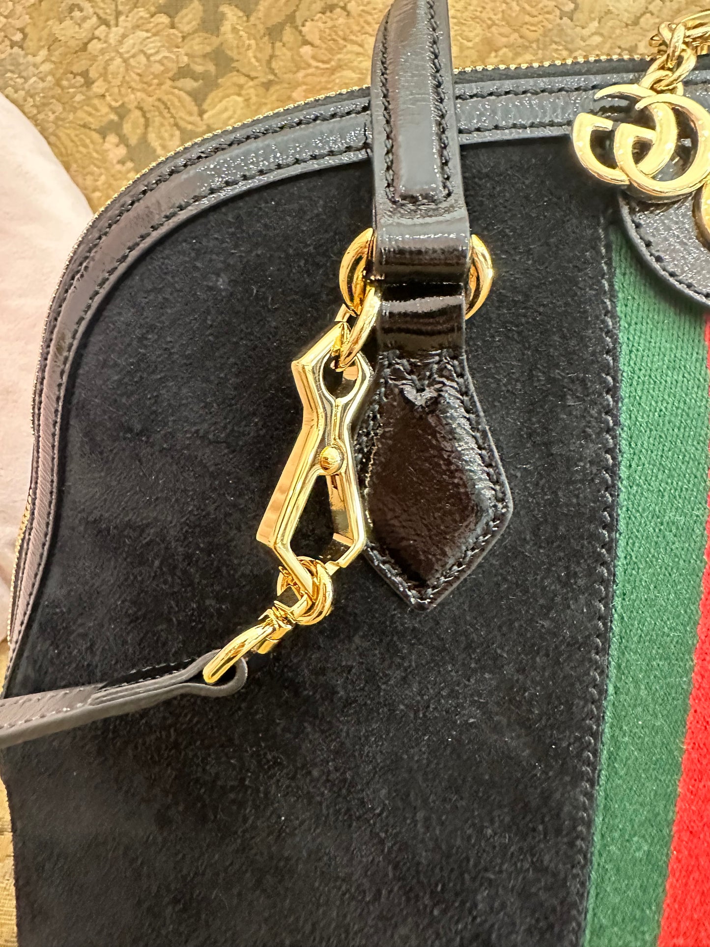 Gucci Ophidia medium black suede