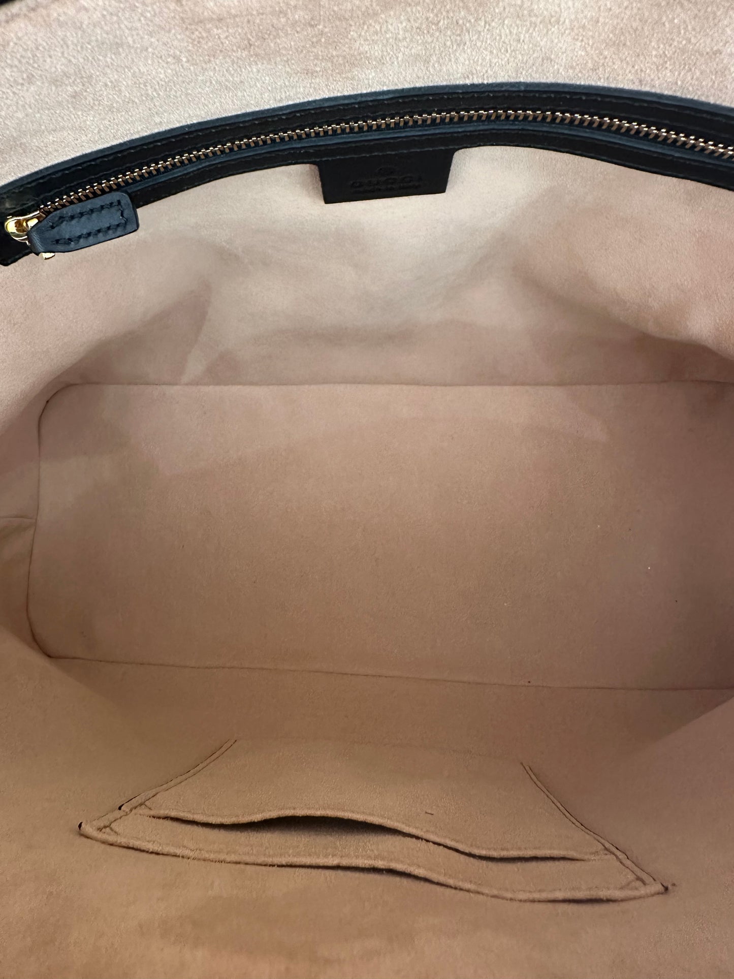 Gucci Ophidia medium black suede
