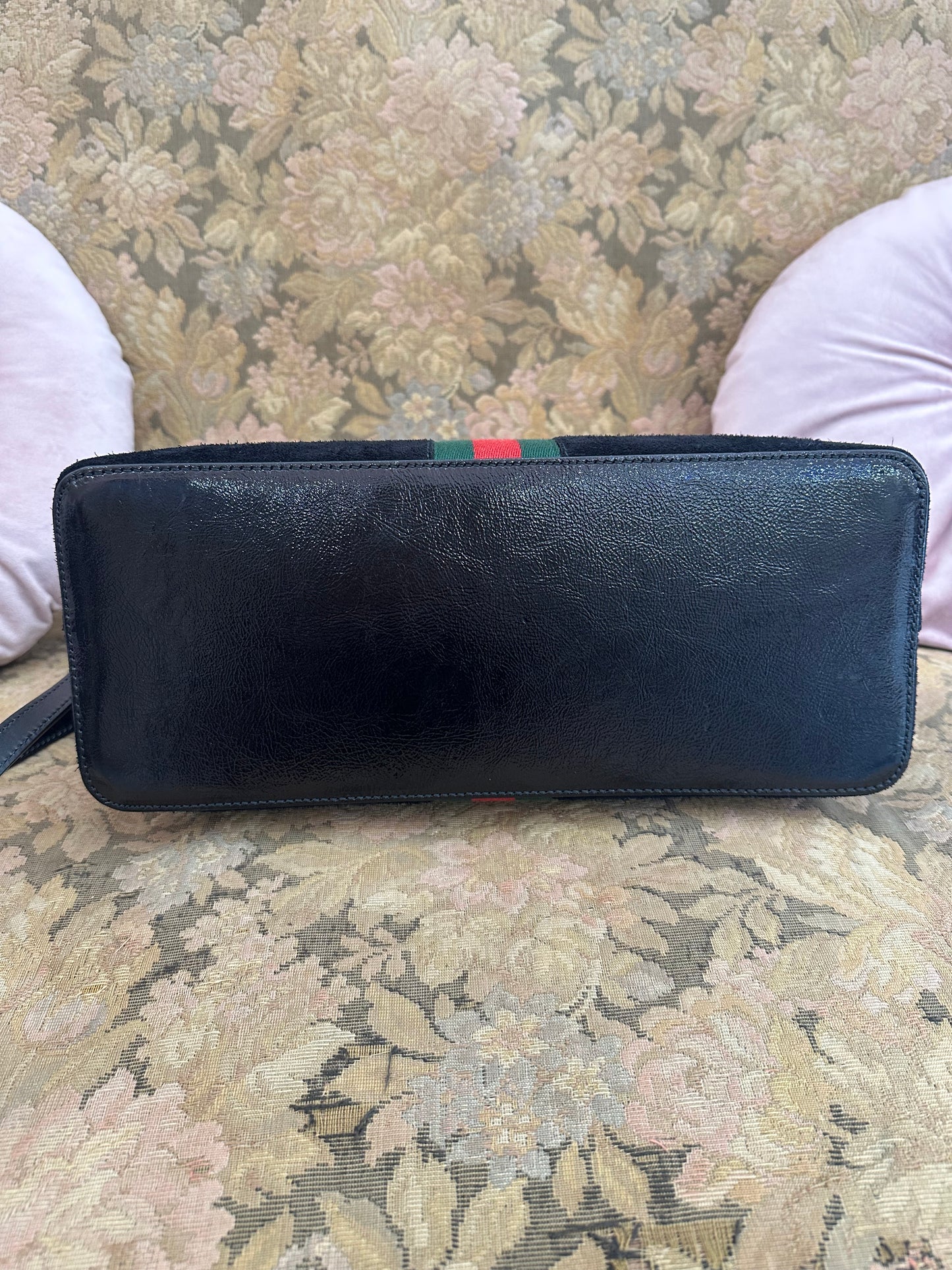 Gucci Ophidia medium black suede