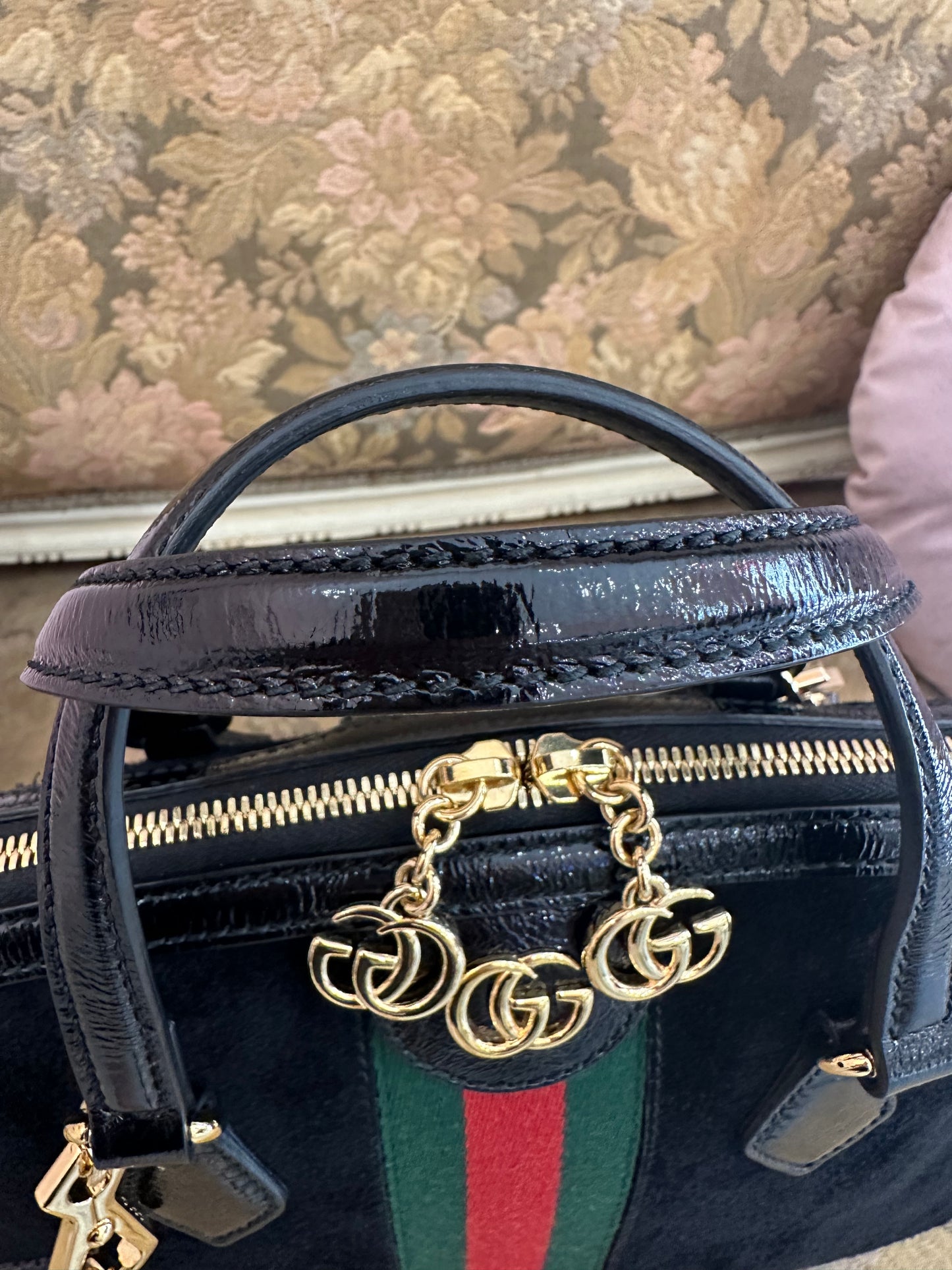 Gucci Ophidia medium black suede