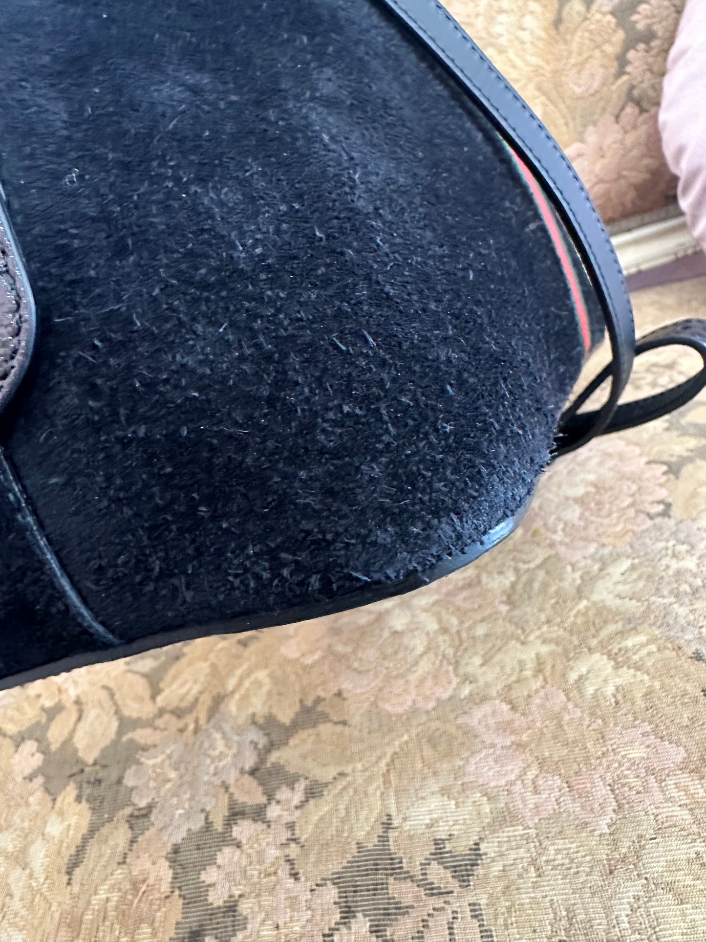 Gucci Ophidia medium black suede