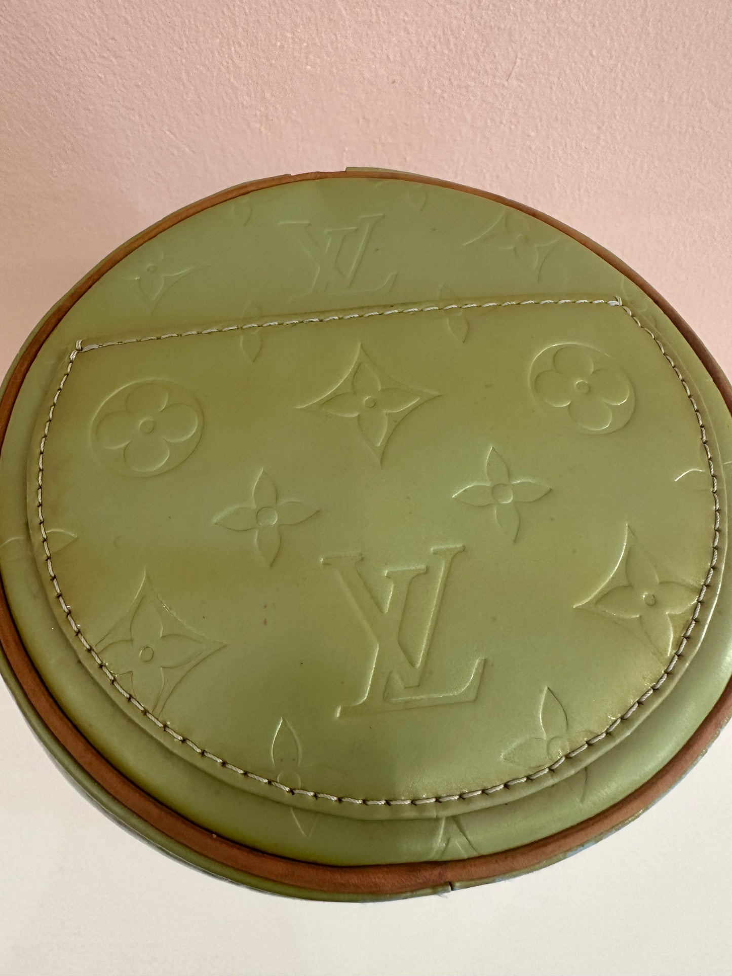 Borsa Louis Vuitton Papillon Bedford vernis green mint